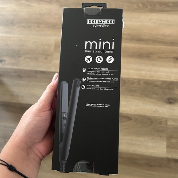 Hollywood Xpressions Mini Flat Iron Hair Straightener, Ceramic Plates-NIB - Picture 5 of 5